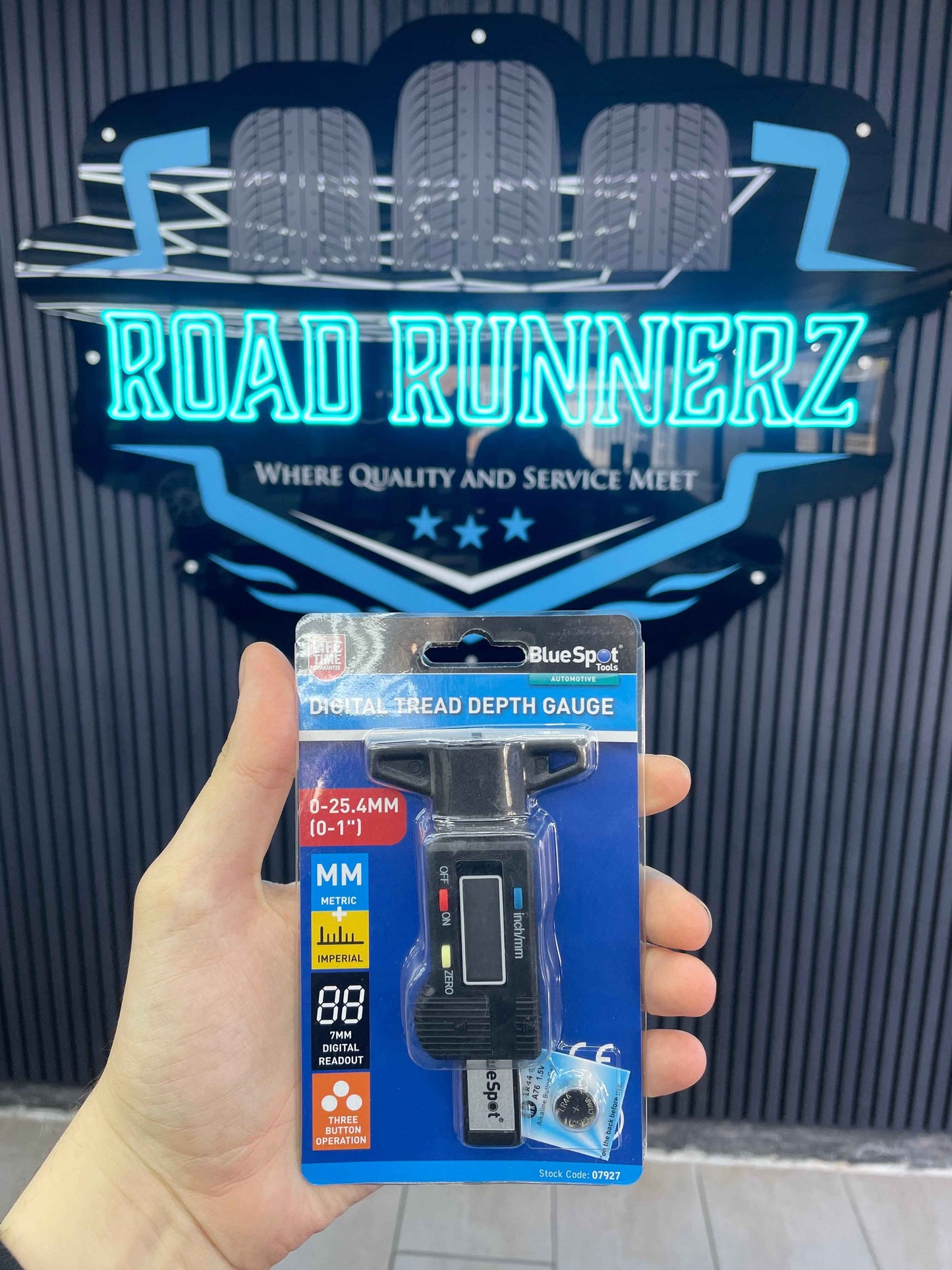 BLUESPOT DIGITAL TREAD DEPTH GAUGE