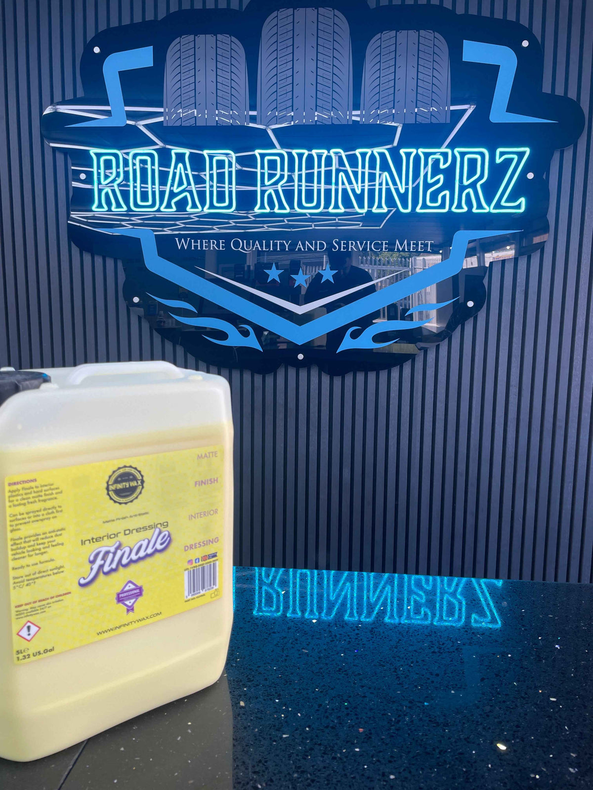 INFINITY WAX INTERIOR DRESSING FINALE 5L