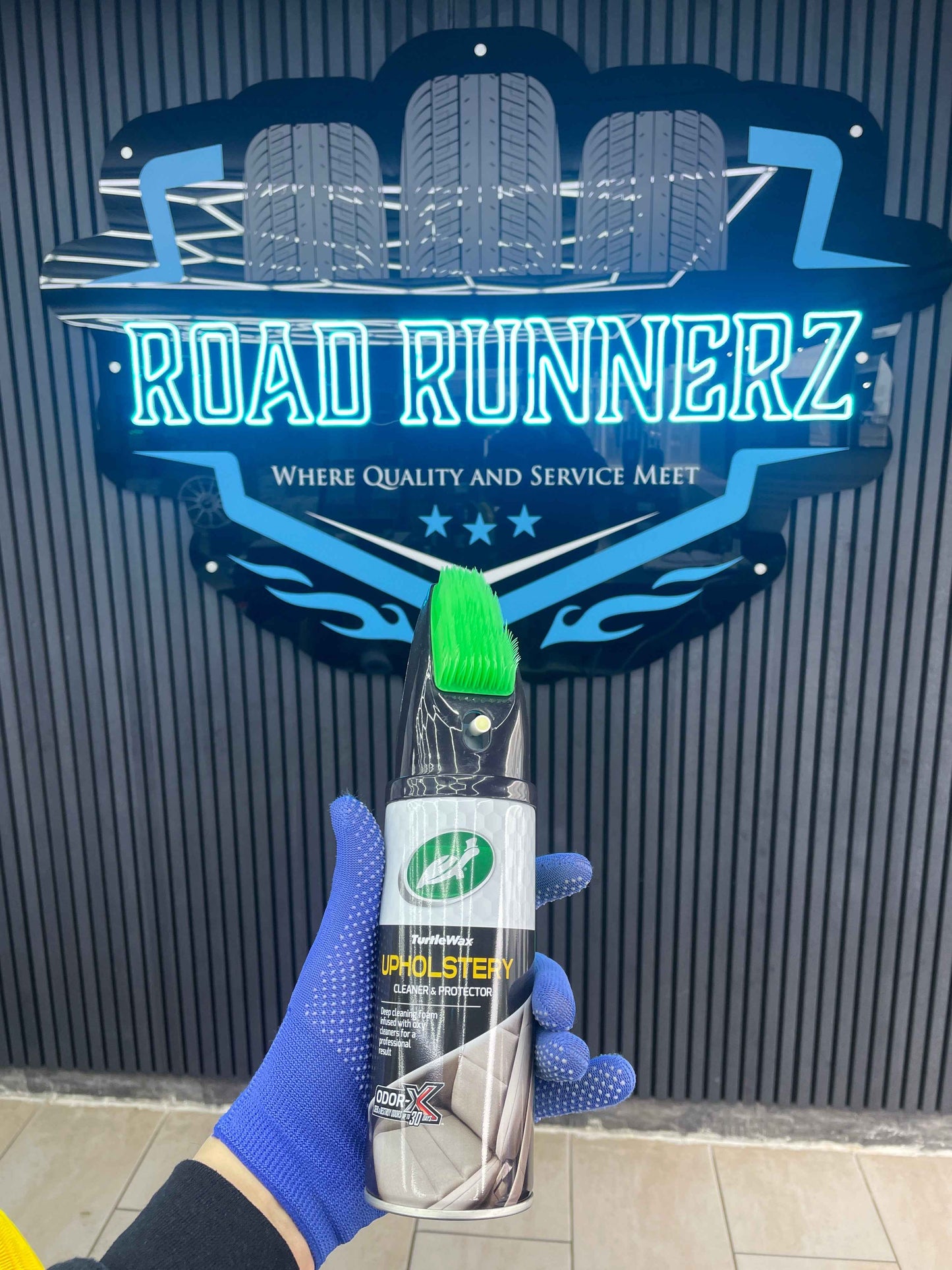 TURTLEWAX UPHOLSTERY CLEANER & PROTECTOR