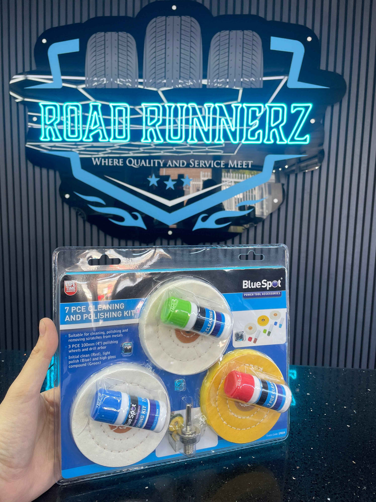 BLUESPOT 7 PCE CLEANING AND POLISHING KIT