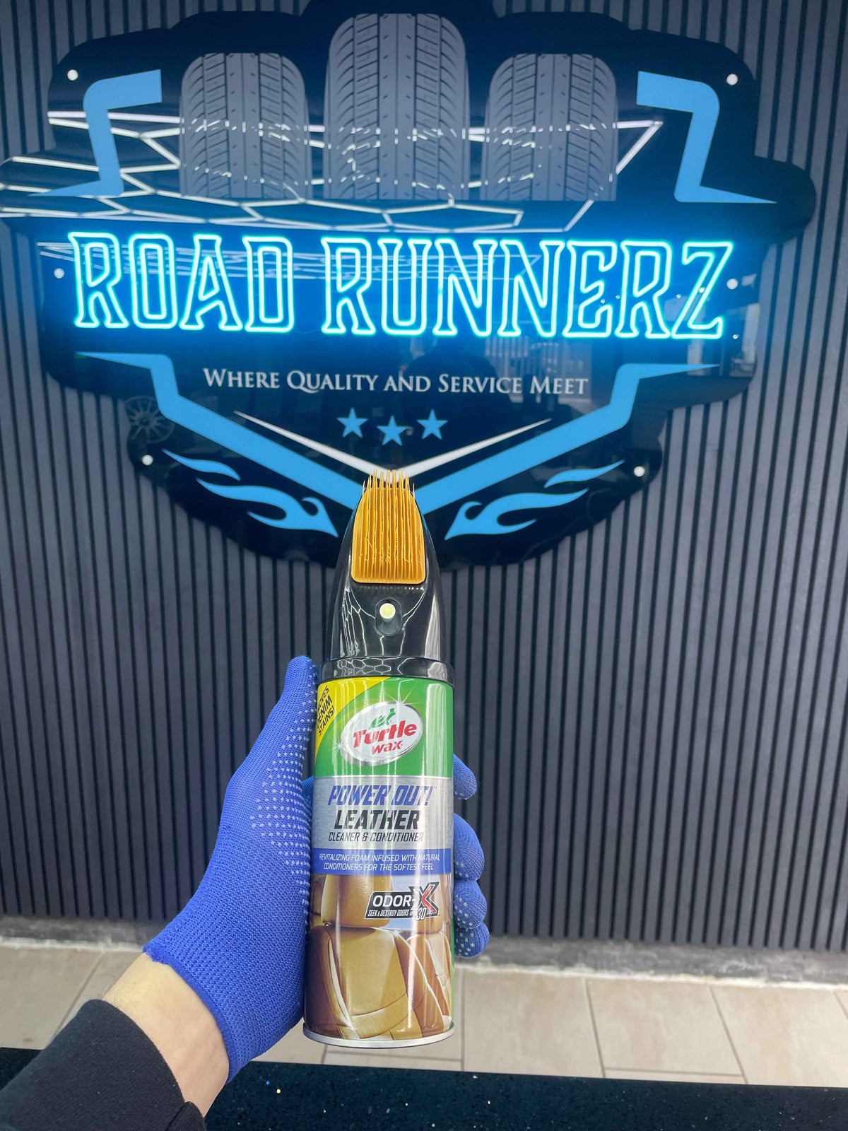 TURTLEWAX POWER OUT LEATHER CLEANER & CONDITONER