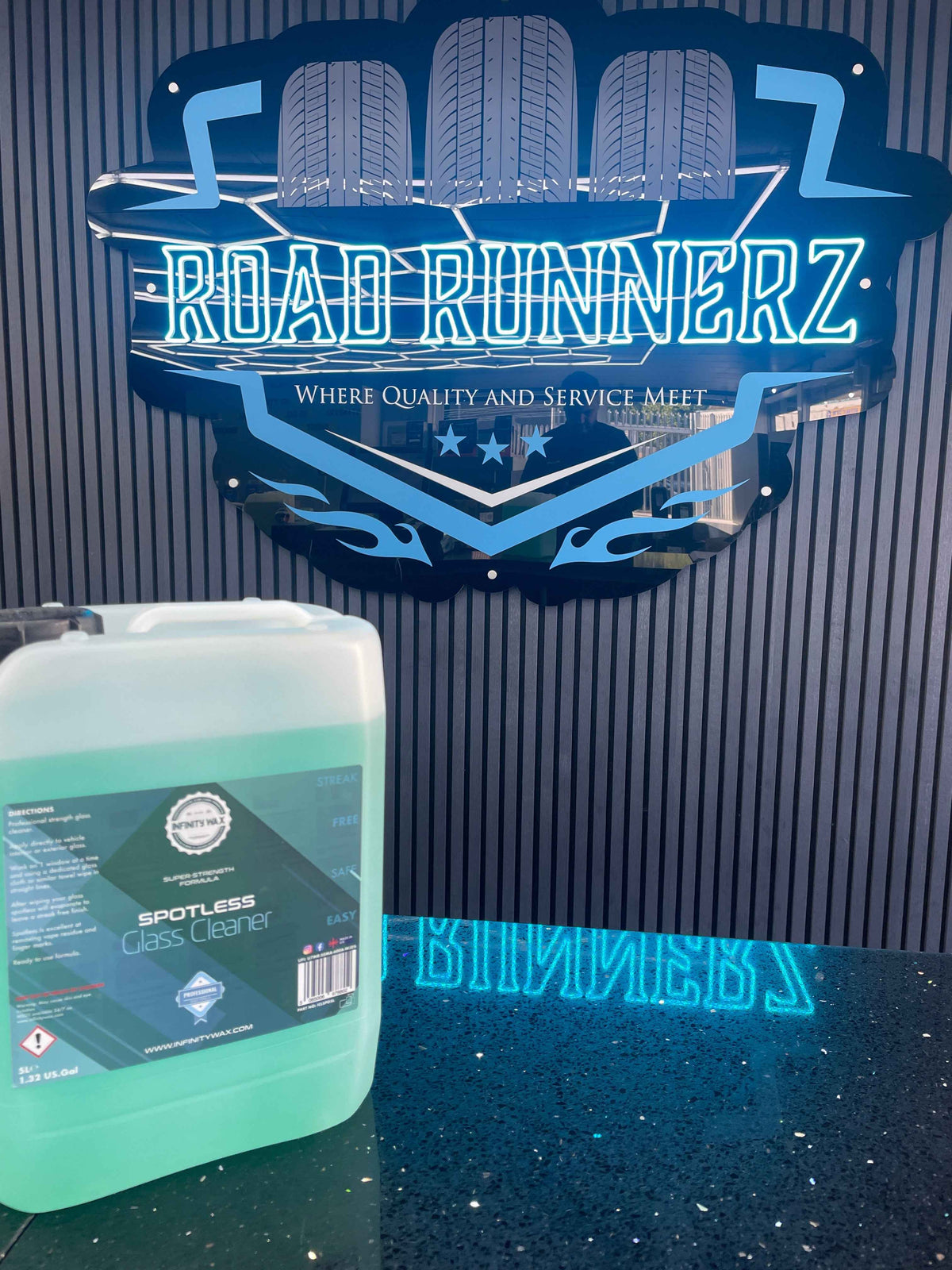 INFINITY WAX SPOTLESS GLASS CLEANER 5L