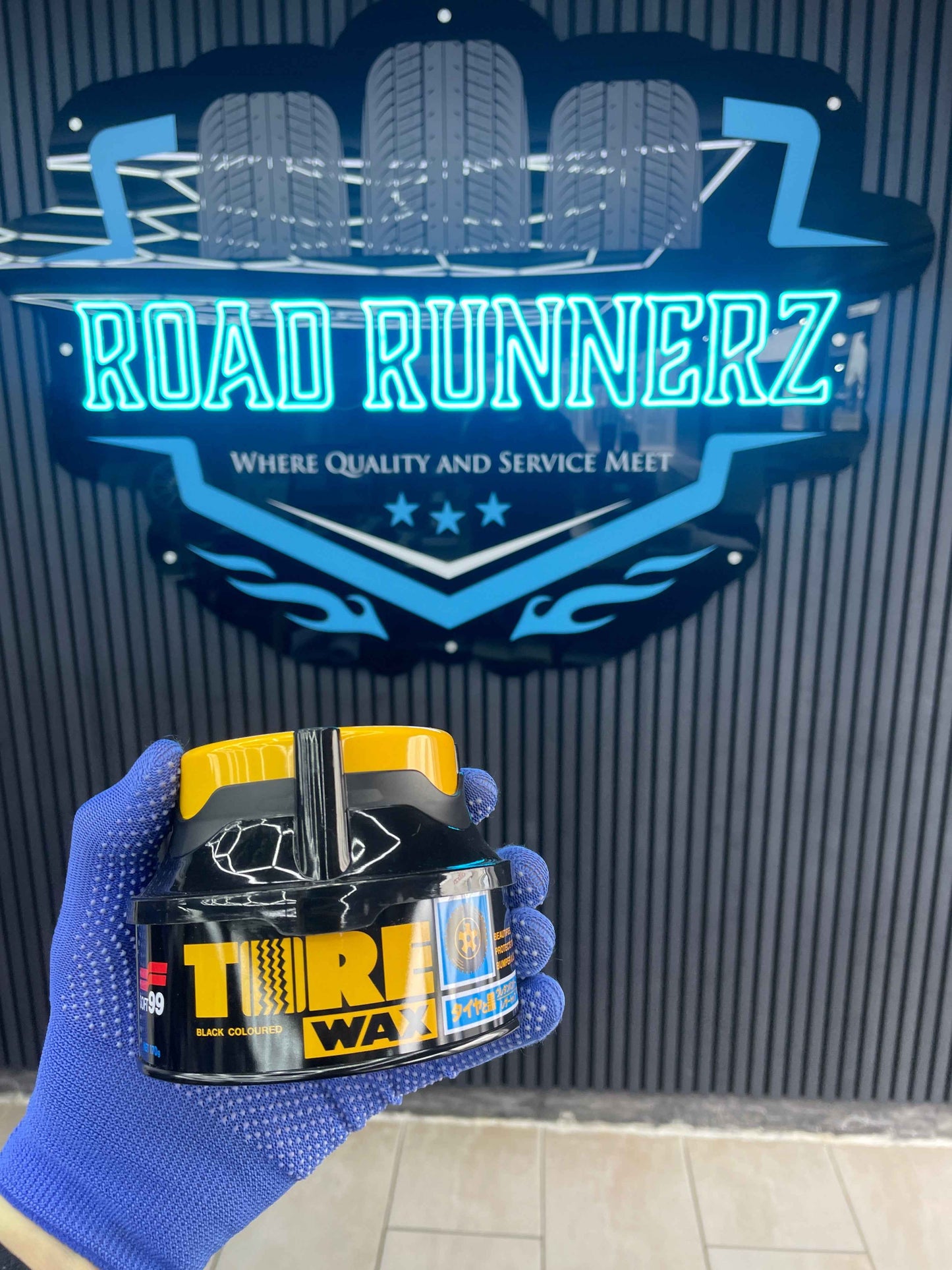 SOFT 99 TIRE BLACK WAX