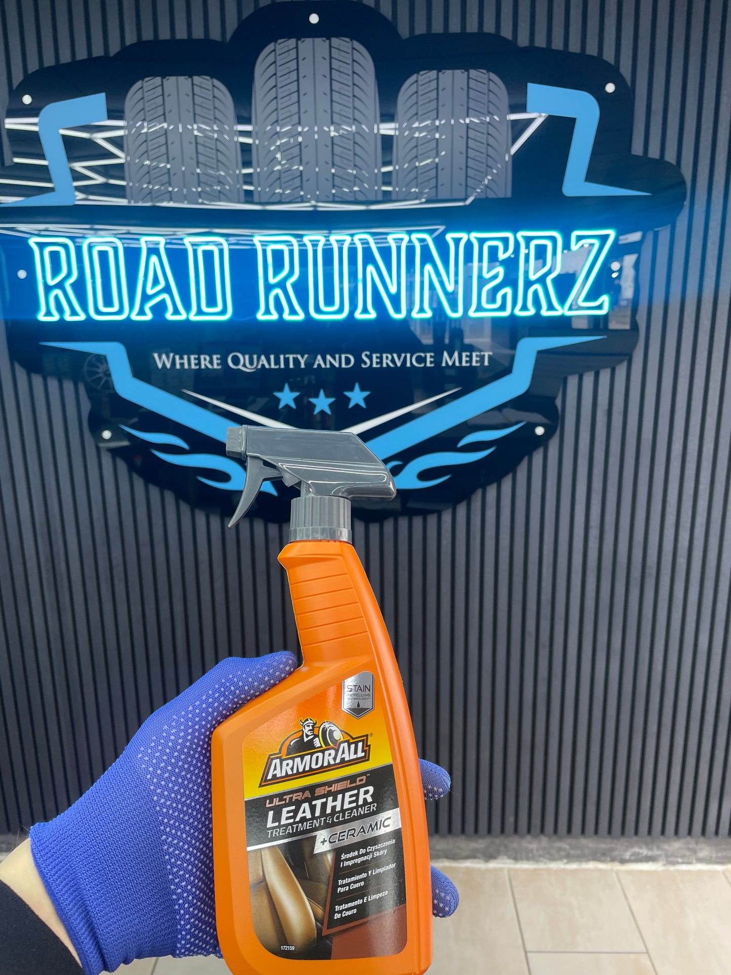 ARMORALL ULTRA SHIELD LEATHER TREATMENT & CLEANER