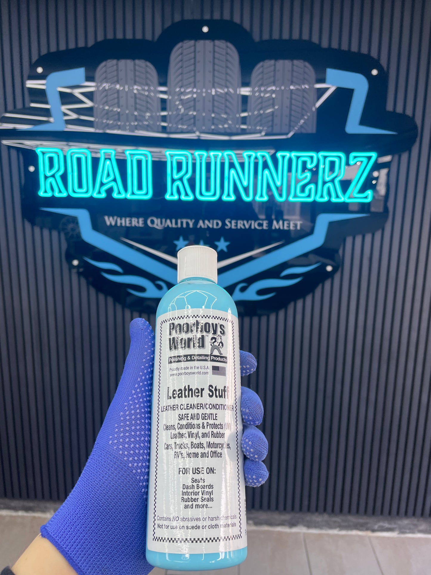 POORBOY’S WORLD LEATHER CLEANER & CONDITIONER