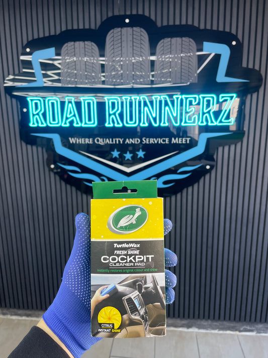 TURTLEWAX FRESH SHINE COCKPIT CLEANER PAD